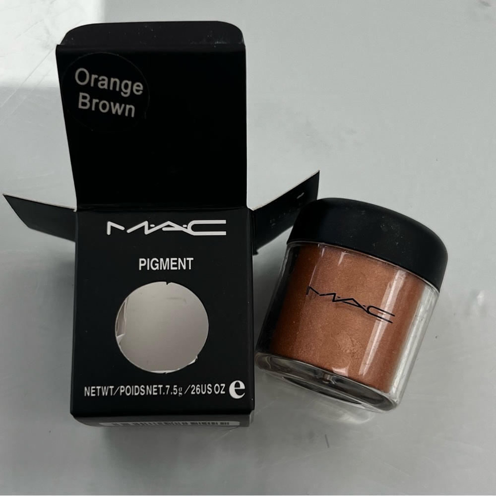 MAC Cosmetics Pigment in Orange Brown
